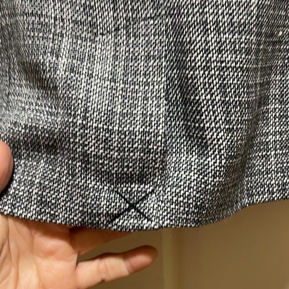 RW&Co. Navy weave blend vest ( sz l) - Picture 10 of 12